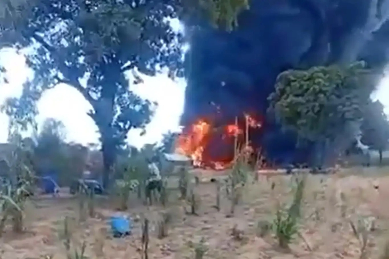 Nigeria: 35 người thiệt mạng trong vụ nổ xe bồn nhiên liệu